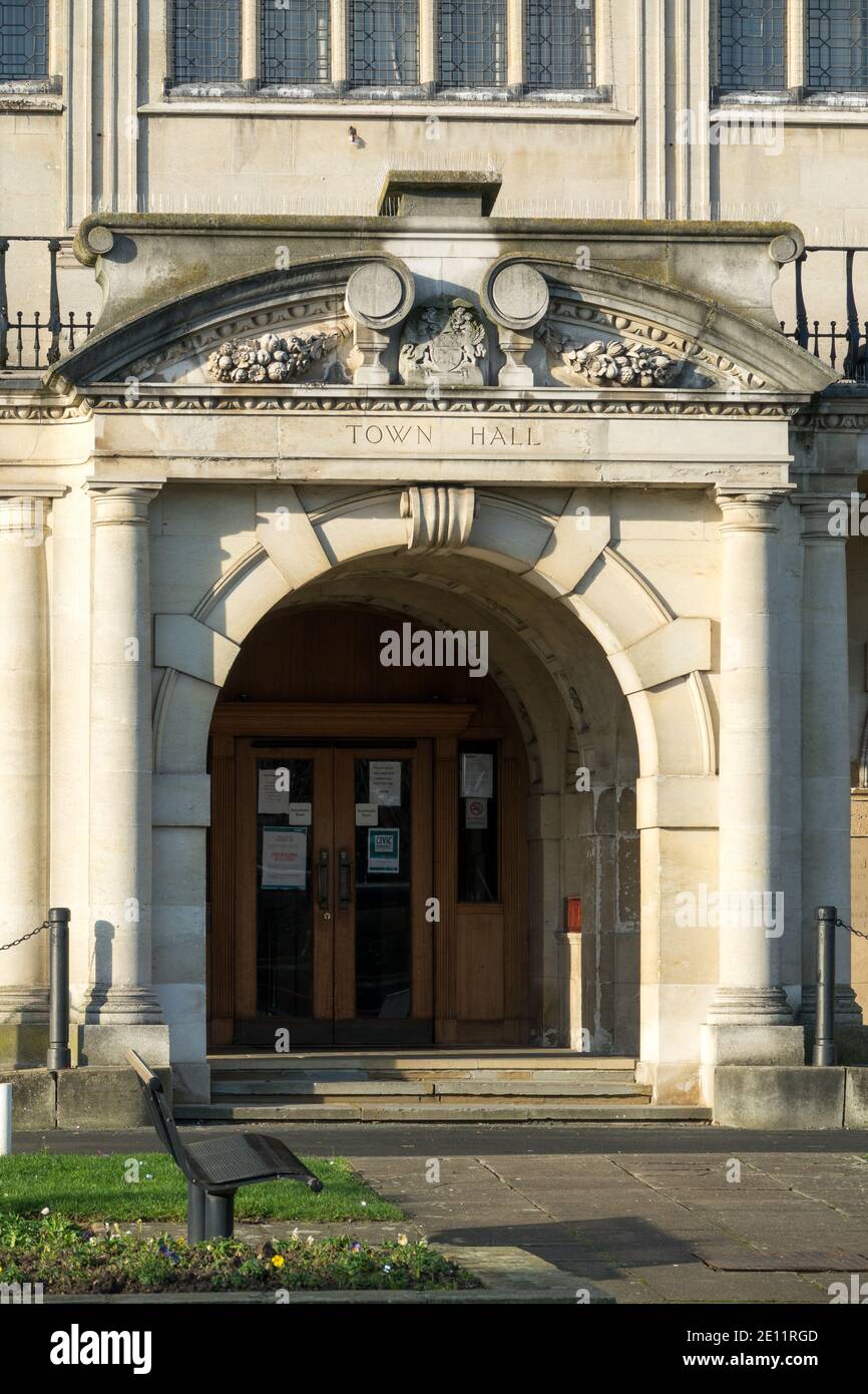 Hendon Town Hall entrance displaying building closed signs due to covid19. Stock Photo