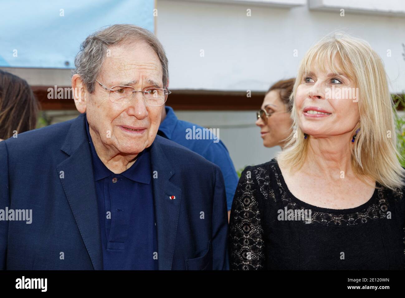 Cap of Agde, France.25th June,2016.Death of Robert Hossein on December 31, 2020.Robert Hossein received The Ephebe of Agde with Candice Patou Stock Photo