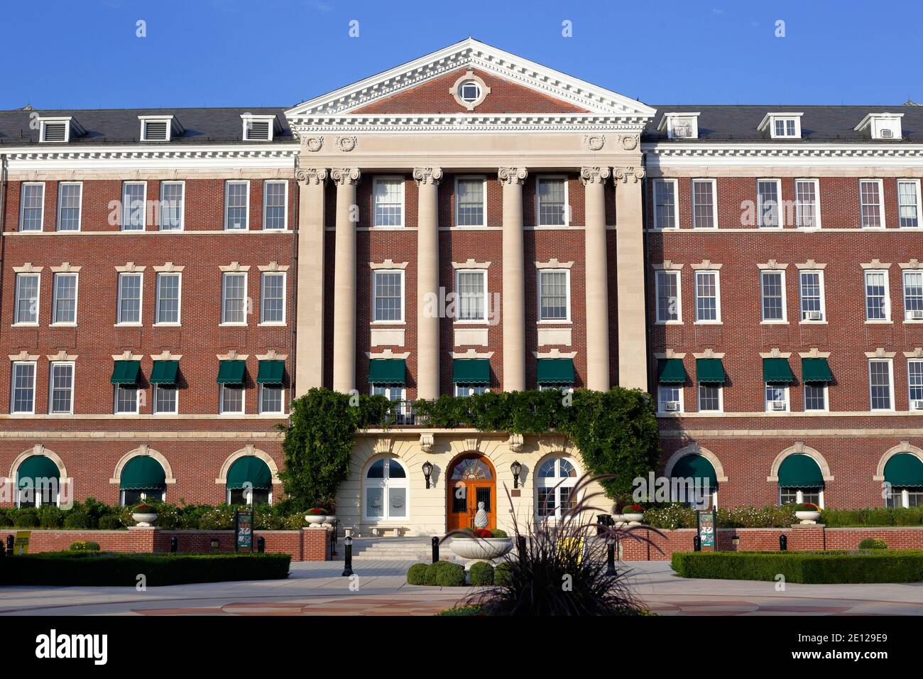 Roth Hall at the Culinary Institute of America in Hyde Park, NY. Stock Photo