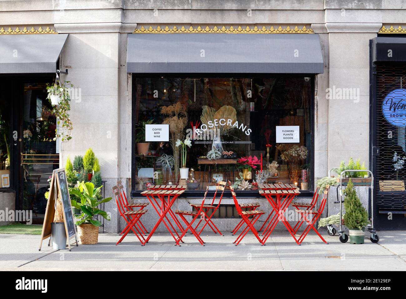 Rosecrans, 7 Greenwich Ave, New York, NYC storefront photo of a flower shop and cafe in the Greenwich Village neighborhood of Manhattan. Stock Photo