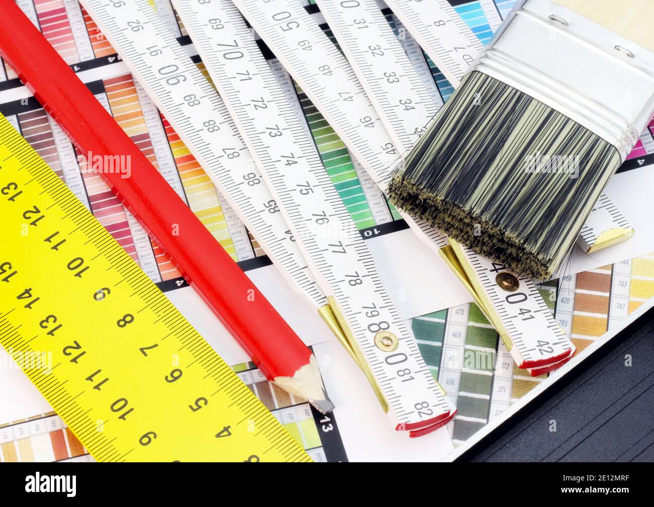 Paintbrush Ruler Painting of ruler hi-res stock photography and images - Alamy