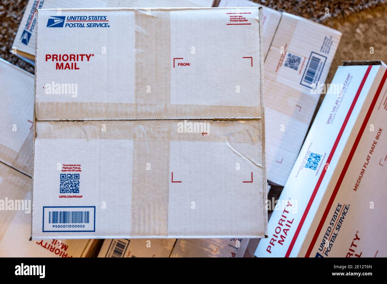 White packaging material for shipping goods Stock Photo Alamy