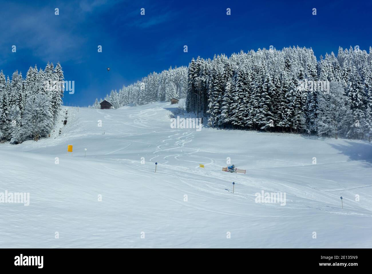 Without ski hi-res stock photography and images - Alamy