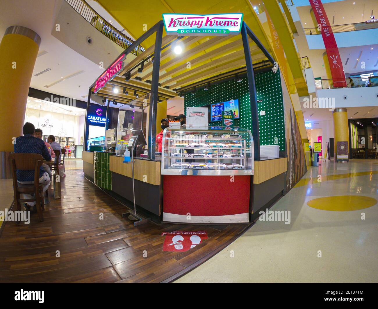 Krispy Kreme Doughnut Shop High Resolution Stock Photography and Images -  Alamy