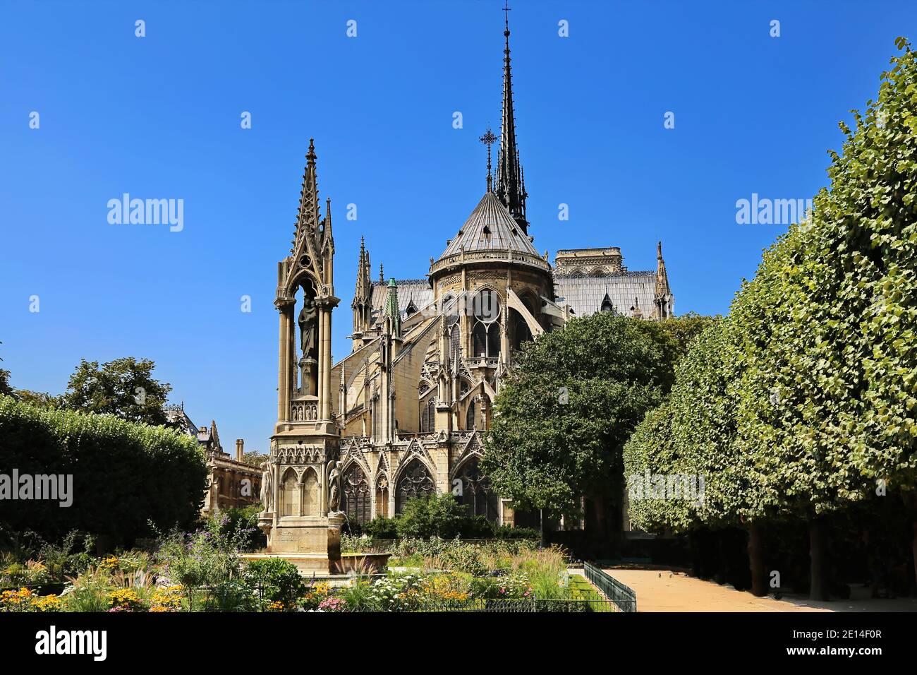 Kathedrale Notre-Dame De Paris Stock Photo