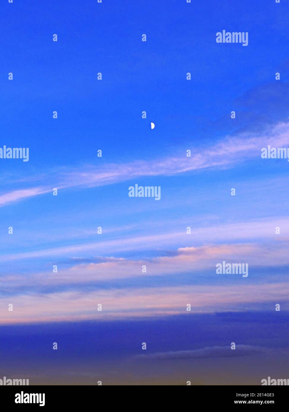 Brooding stratus hi-res stock photography and images - Alamy