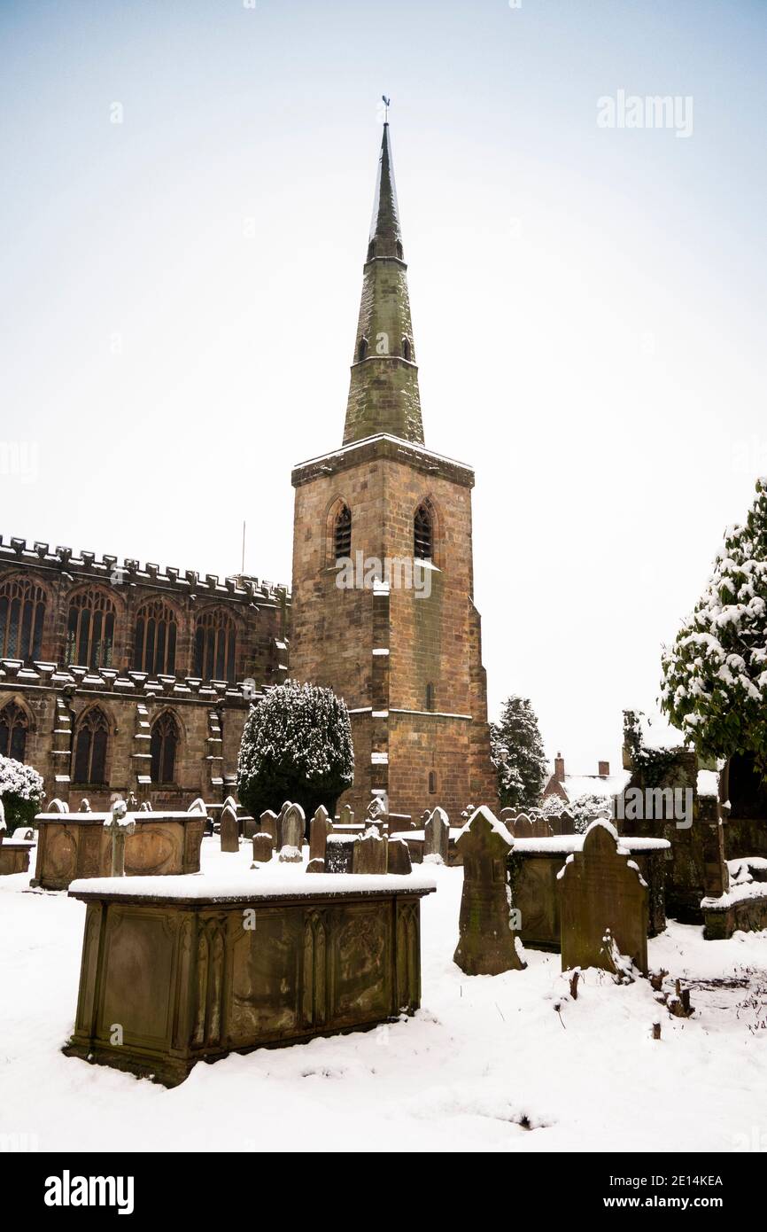 UK, England, Cheshire, Congleton, Astbury, St Mary’s Church in winter Stock Photo