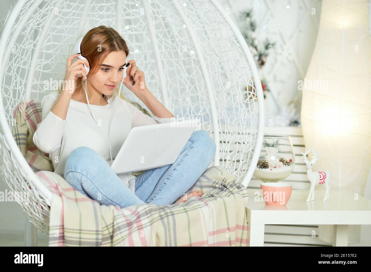 Portrait of beautiful cute girl using laptop Stock Photo - Alamy