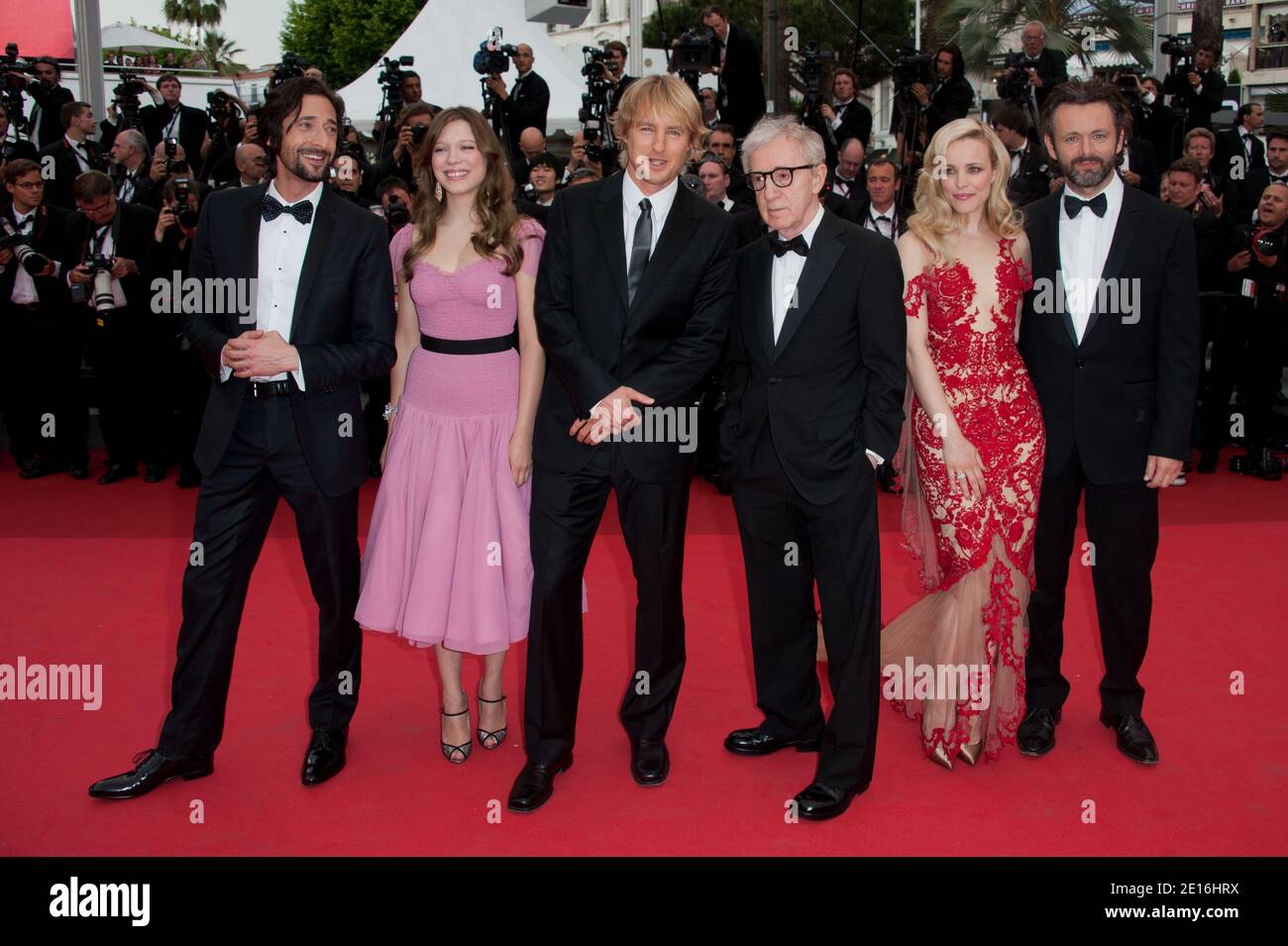 Woody Allen, Rachel Mcadams, Lea Seydoux, Owen Wilson, Michael Sheen ...