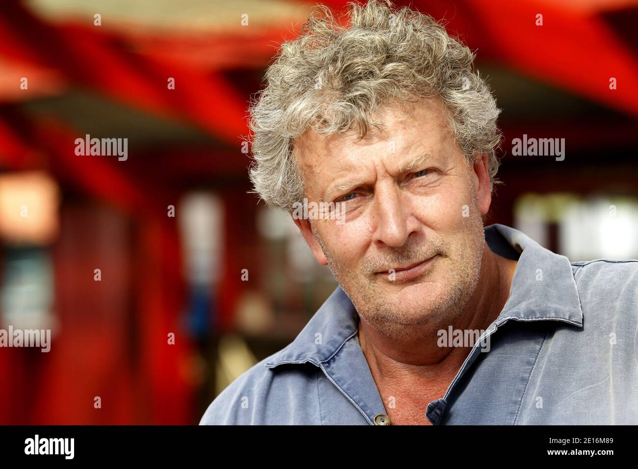 L'ostreiculteur du Cap-Ferret Joel Dupuch et acteur fetiche de Guillaume  Canet dans les films "Ne le dis a personne" et "Les petits mouchoirs" dans  le role de Jean-Louis pose le 13 mai