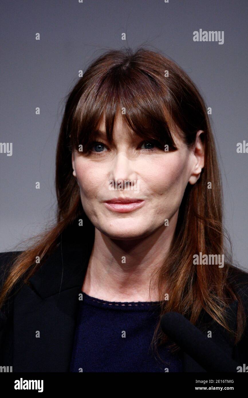 French First Lady Carla Bruni-Sarkozy delivers a speech during the launch  of Bruni-Sarkozy's foundation to combat illiteracy at Centre Pompidou  modern art museum, also known as Beaubourg, in Paris, France on May
