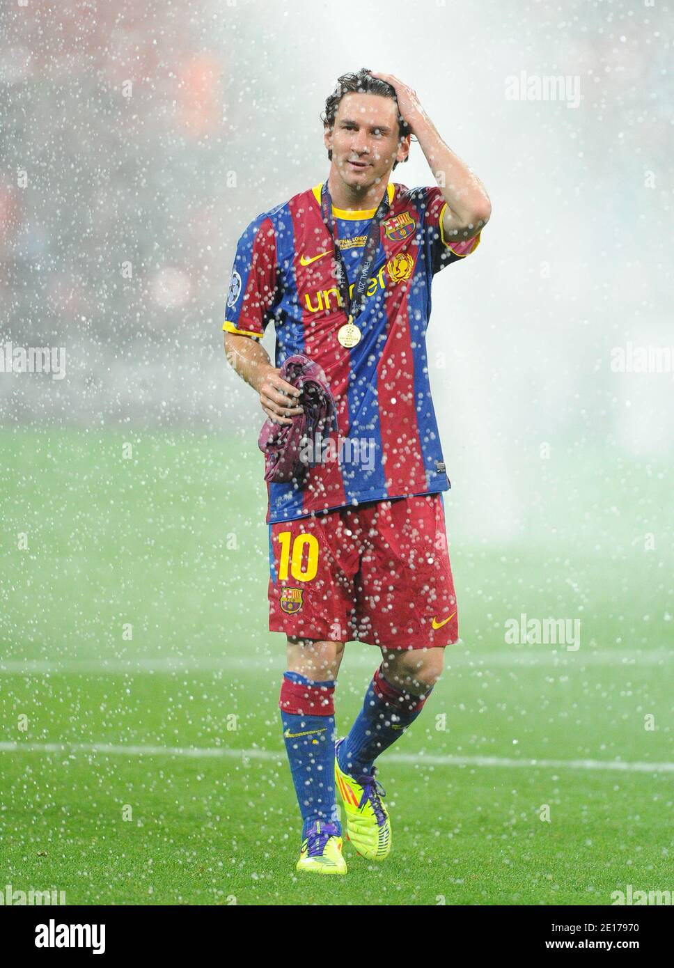 Lionel messi 2011 hi-res stock photography and images - Page 2 - Alamy