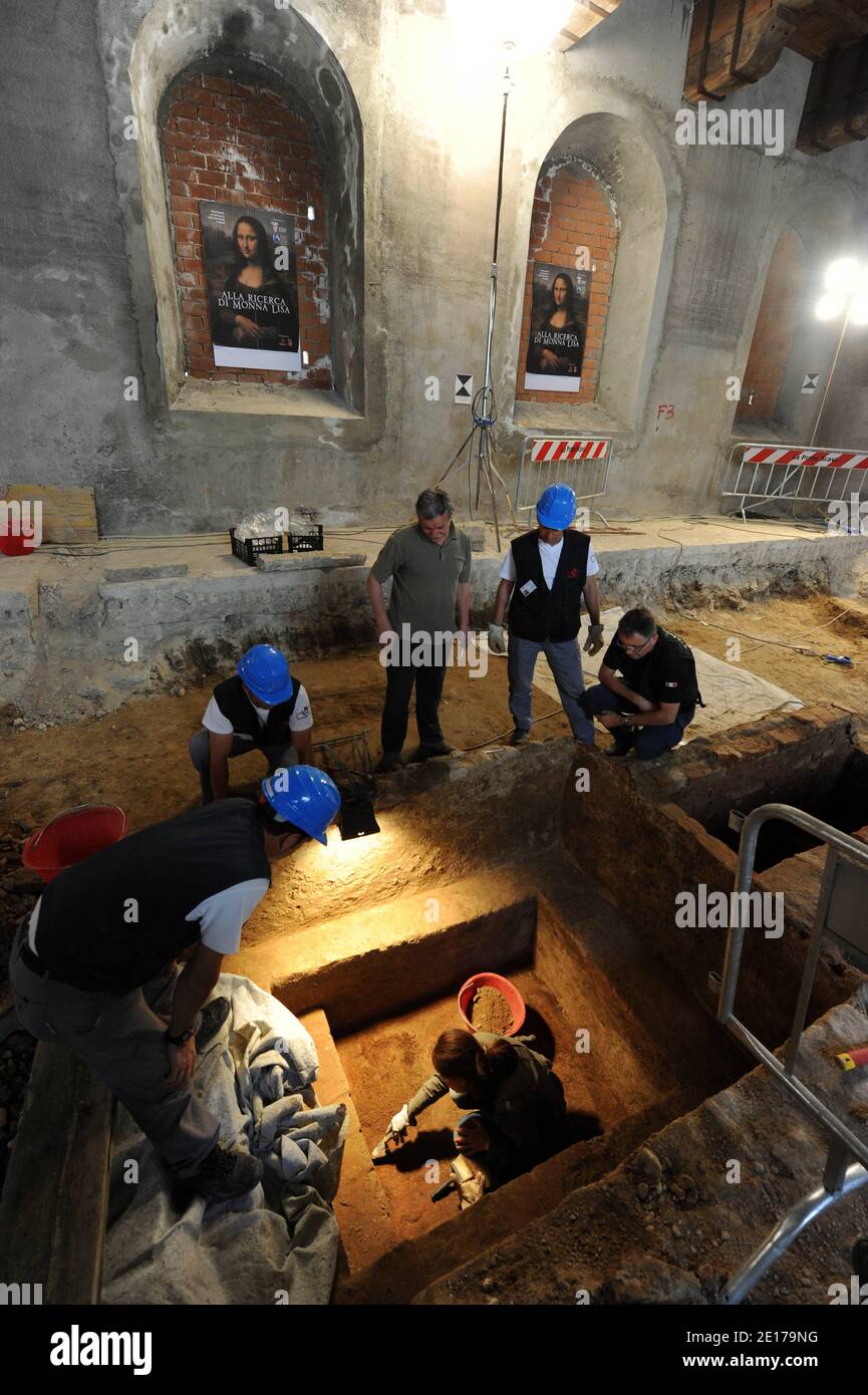 Archaeologists are excavating the abandoned Convent of St.Ursula in Florence, Italy on May 20, 2011, looking for the remains of Renaissance woman Lisa Gherardini Del Giocondo, believed to have posed for Leonardo Da Vinci's painting 'Mona Lisa' that today hangs in Paris' Louvre. She reportedly spent her last two years (until her death in 1542) at the Convent of St. Ursula after her husband's death.The archaeologists will attempt to extract DNA from the skeleton to compare it with the remains of two of Del Giocondo's children, buried in a separate cemetery. They also hope to reconstruct her face Stock Photo
