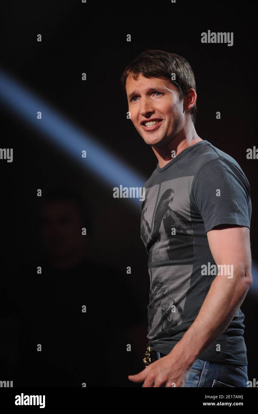 James blunt set hires stock photography and images Alamy