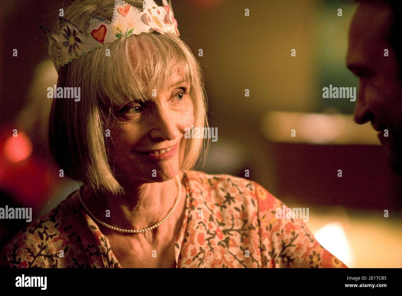 EXCLUSIVE. Edith Scob on the set of "Baiser Papillon", directed by Karine  Silla with Vincent Perez, Iman Perez and Roxanne Depardieu, France, 2010.  Photo by Jean-Marie Marion/ABACAPRESS.COM Stock Photo - Alamy