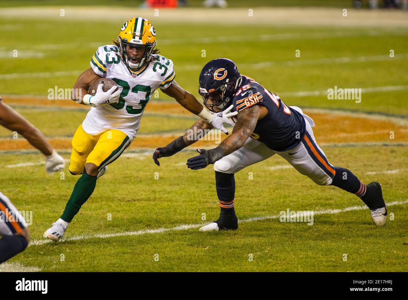 Chicago, Illinois, USA. 03rd Jan, 2021. - Packers #13 Allen Lazard warms up  before the NFL Game between the Green Bay Packers and Chicago Bears at  Soldier Field in Chicago, IL. Photographer: