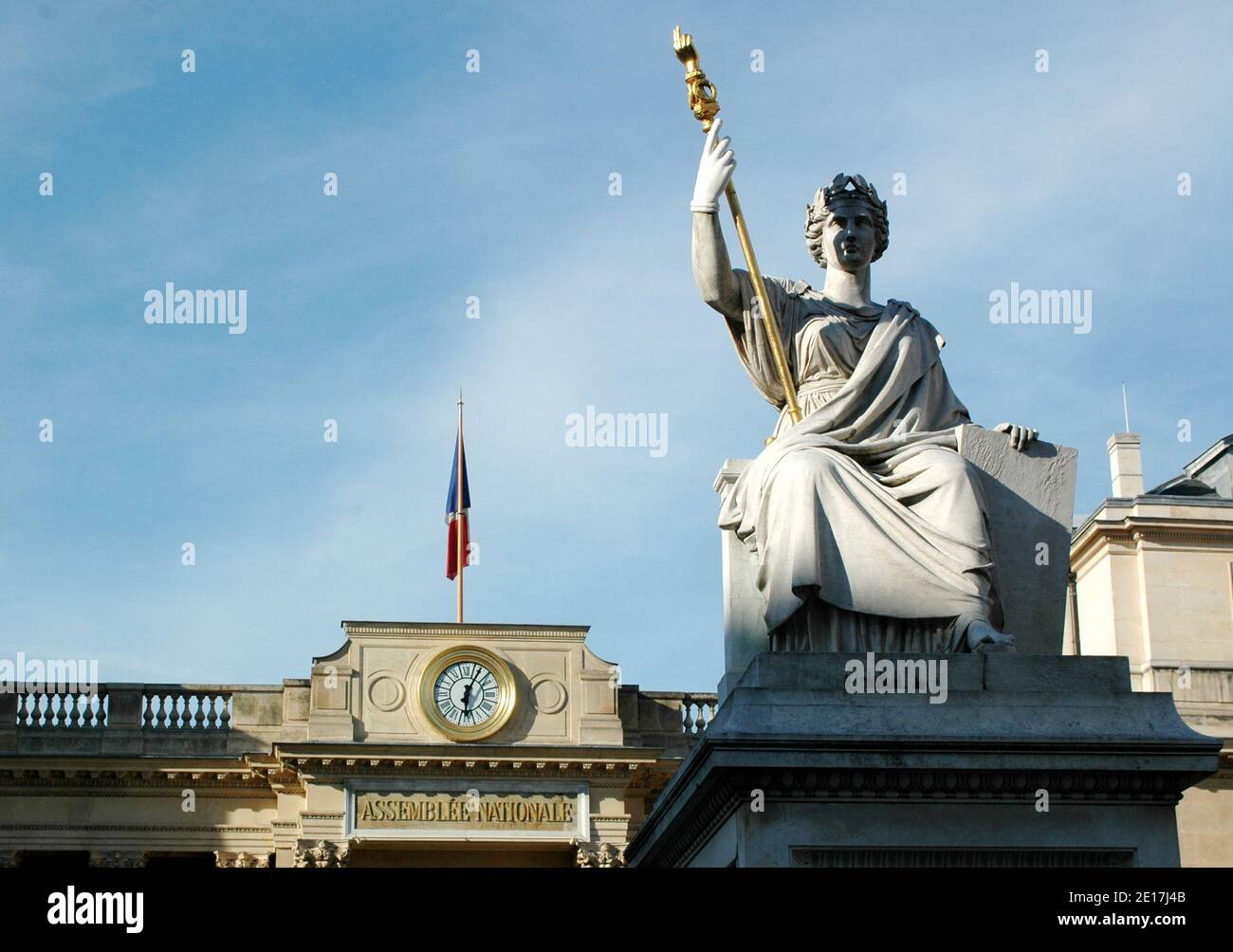 Illustration de l'Assemblée Nationale. Sexisme à l'Assemblée: Sur le 577 députés que compte l'Assemblée seules 113 sont des femmes. Paris, France le 5 Juin 2011. Photo by Alain Apaydin/ABACAPRESS.COM Stock Photo