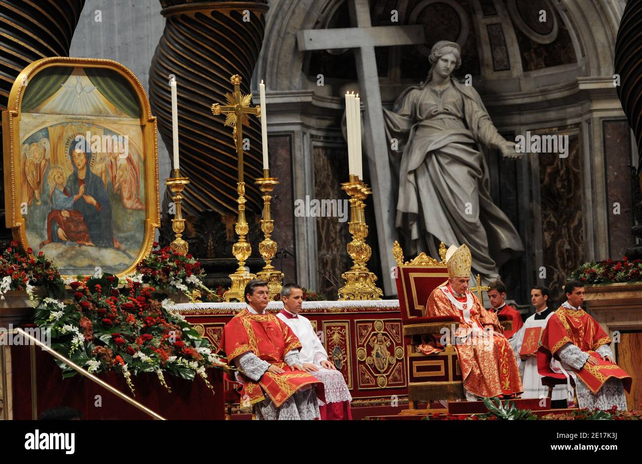 Pope Benedict XVI celebrates the Pentecost mass at St.Peters' Basilica ...
