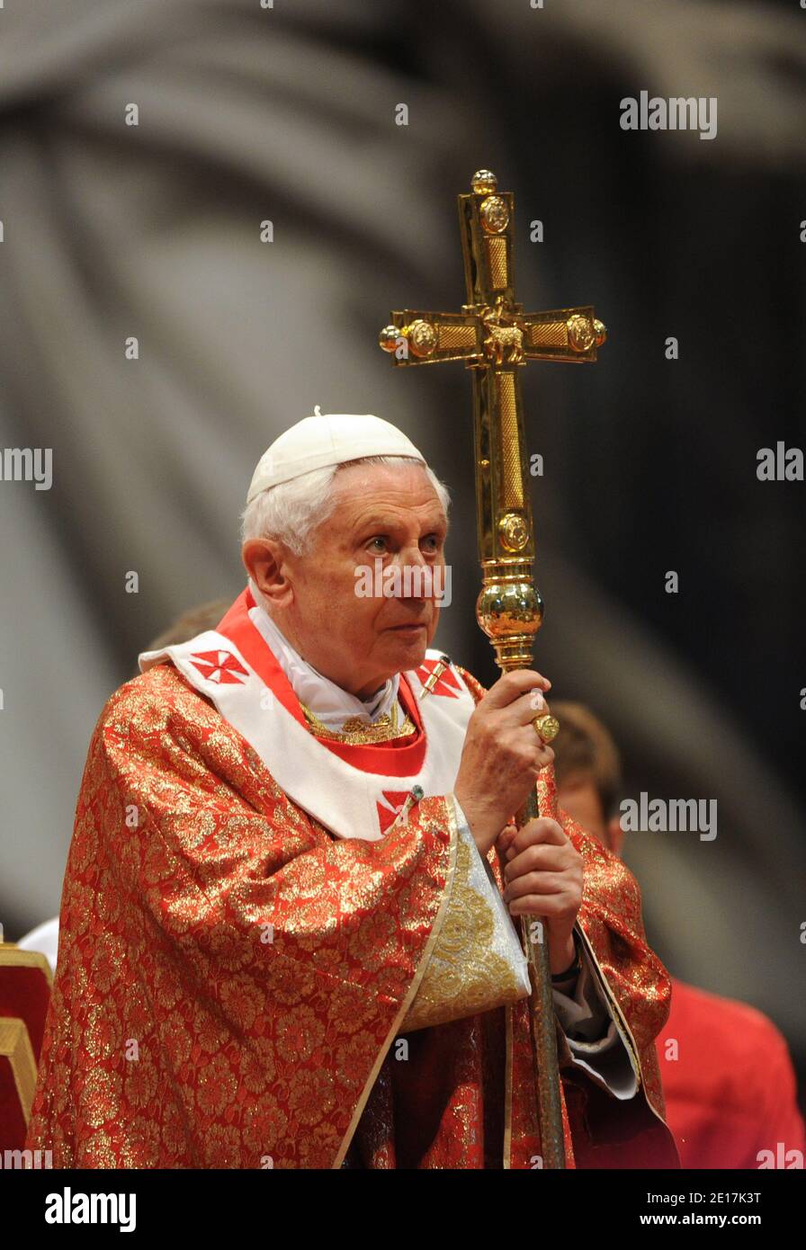 Pope Benedict XVI celebrates the Pentecost mass at St.Peters' Basilica ...