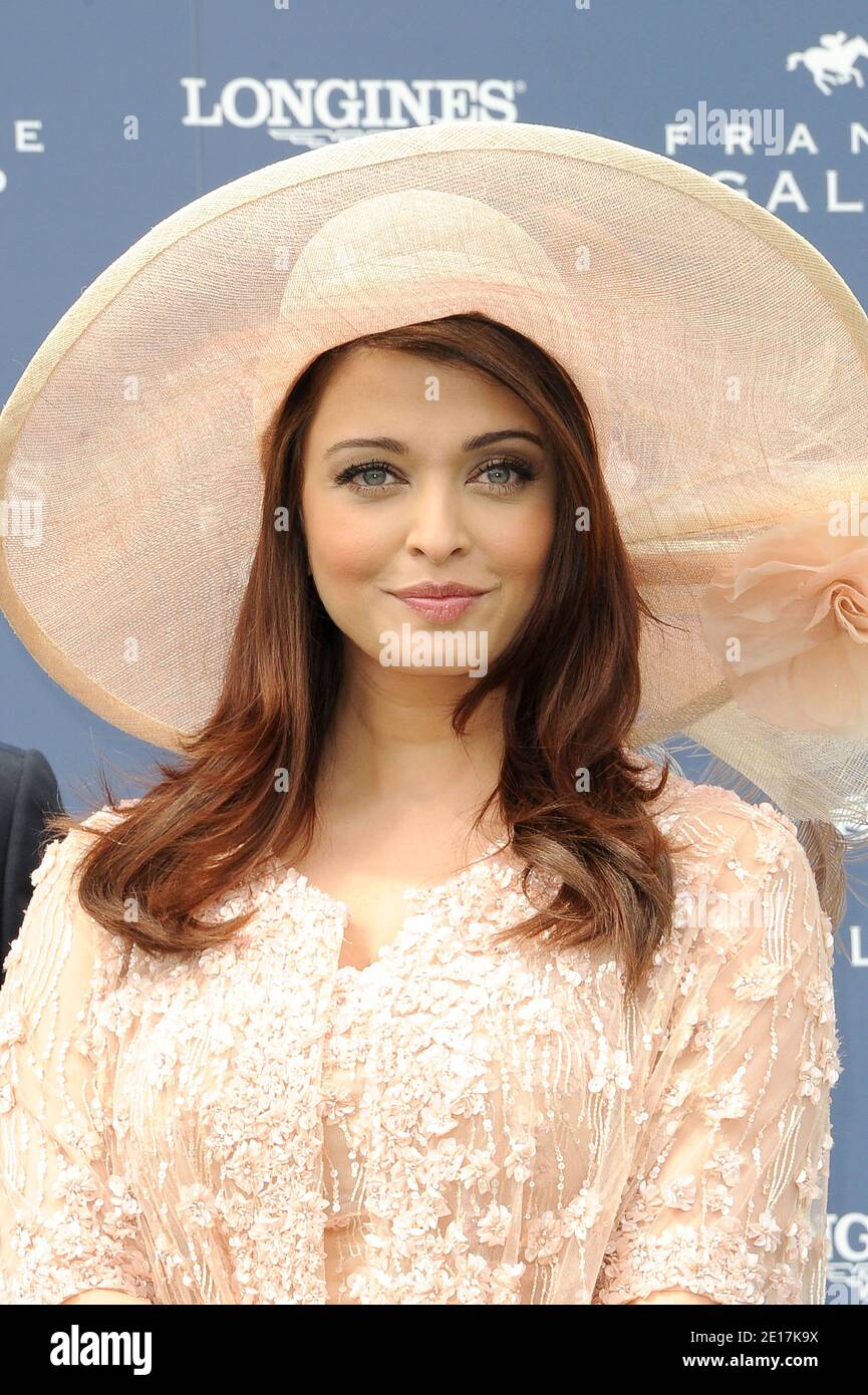 Aishwarya Rai attends the Prix de Diane 2011 horse racing at Chantilly ...