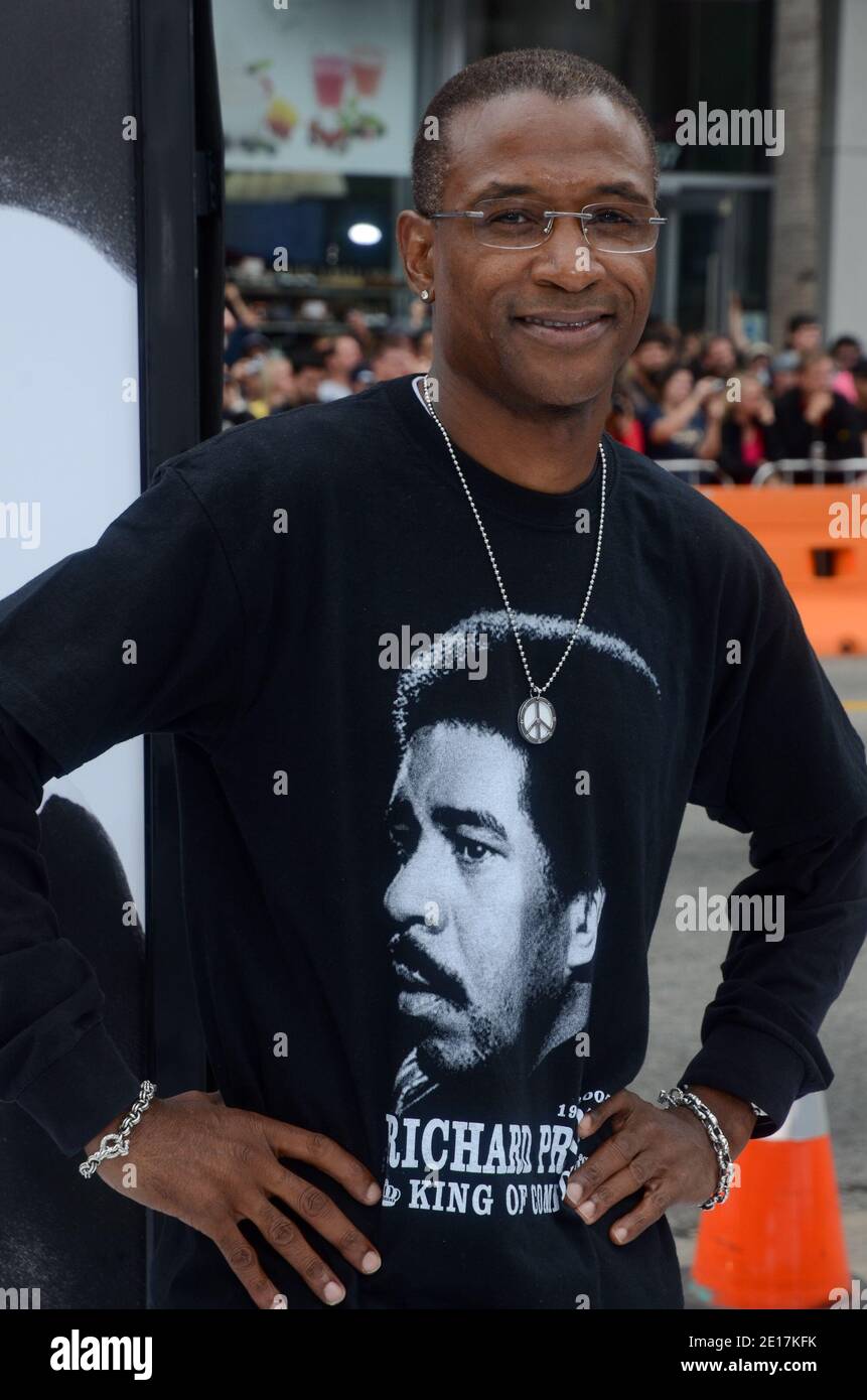 Tommy Davidson arriving for the premiere of 20th Century Fox's 'Mr. Popper's Penguins' held at Grauman's Chinese Theatre in Los Angeles, California on June 12, 2011. Photo by Tonya Wise/ABACAPRESS.COM Stock Photo