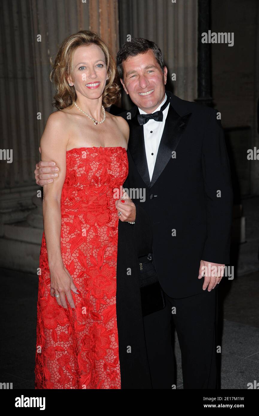 Susan Tolson and Charles Rivkin attending the 'Liaisons Au Louvre' Charity Gala Dinner at Musee du Louvre in Paris, France, on June 14, 2011. Photo by Nicolas Briquet/ABACAPRESS.COM Stock Photo