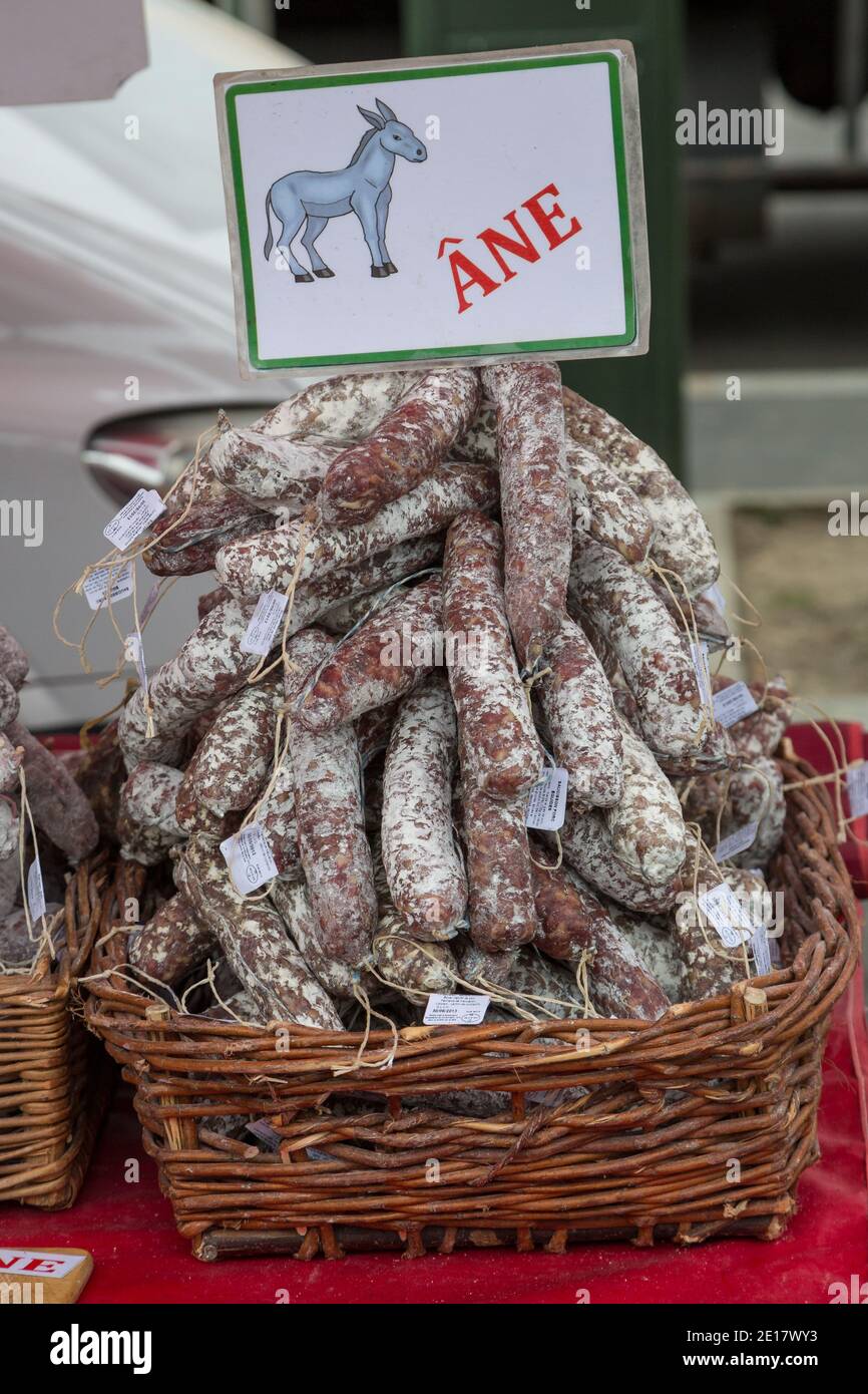 Donkey Meat Hi res Stock Photography And Images Alamy donkey-meat-hi-res-stock-photography-and-images-alamy