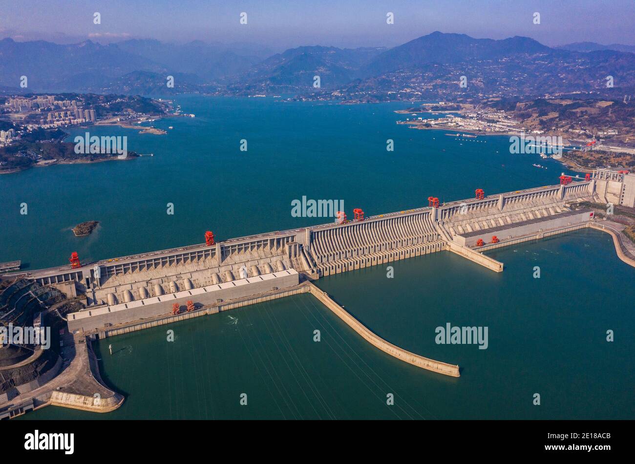 Beijing, China. 1st Jan, 2021. Aerial photo taken on Jan. 1, 2021 shows the Three Gorges Dam in central China's Hubei Province. The Three Gorges Hydroelectric Power Station on China's Yangtze River has generated 111.8 billion kWh in 2020, a new world record. Credit: Xiang Hongmei/Xinhua/Alamy Live News Stock Photo