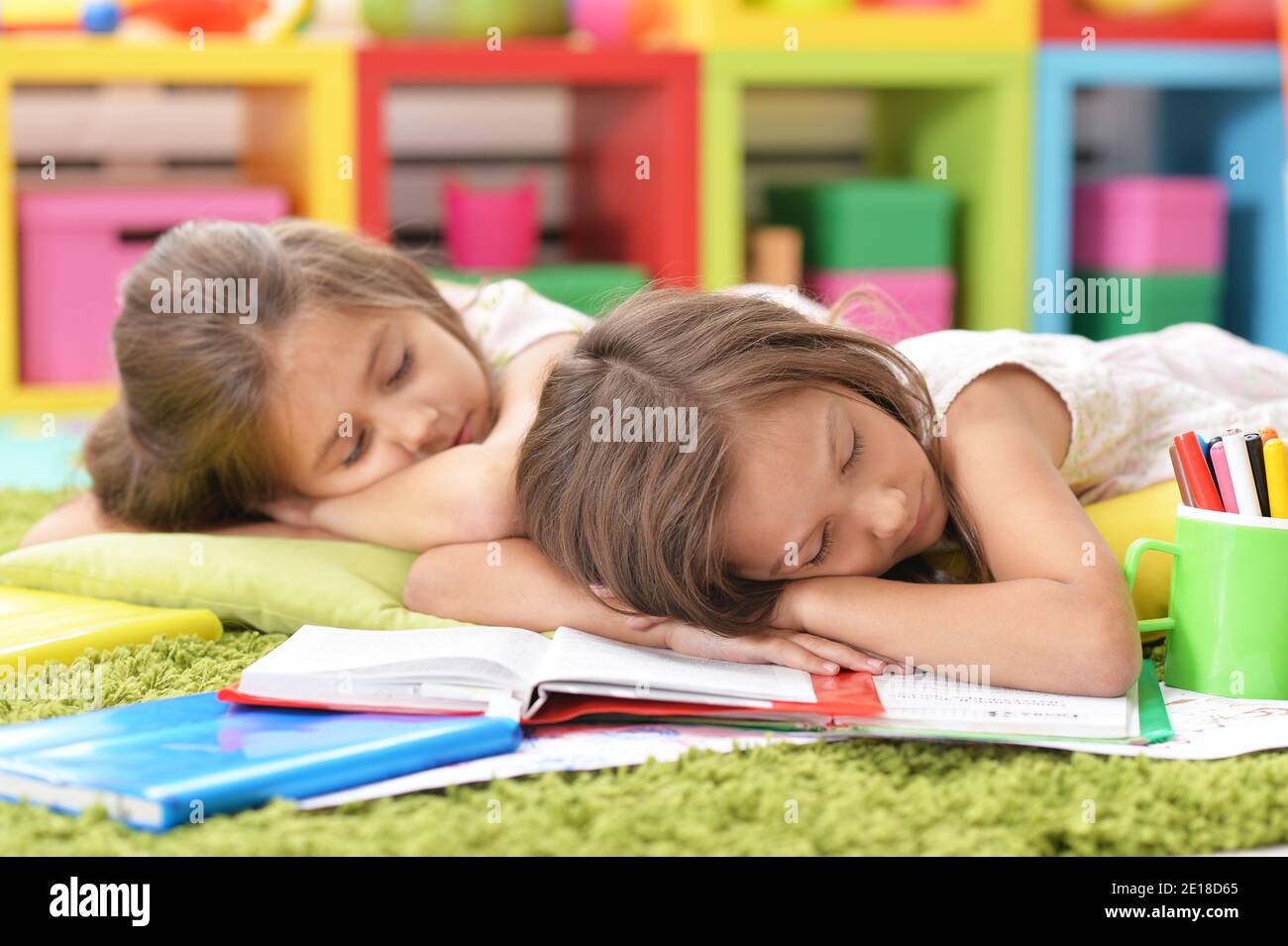 маленькие девочки спят порно рассказы фото 31