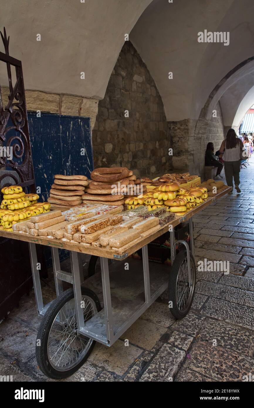 Israel, Jerusalem Sesame bread vendor Stock Photo