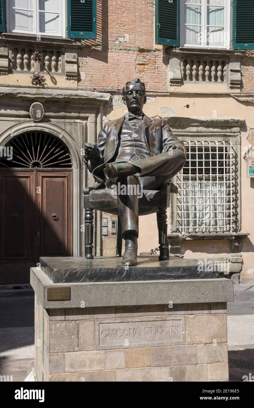 Statue sculpture lucca hires stock photography and images Alamy