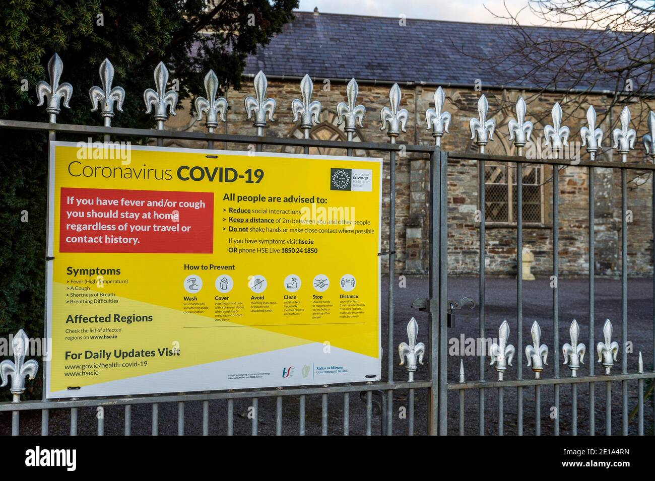 Bantry, West Cork, Ireland. 5th Jan, 2021. Despite being closed due to Coronavirus Level 5 lockdown restrictions, Bantry Church is displaying a COVID-19 information sign. Credit: AG News/Alamy Live News Stock Photo