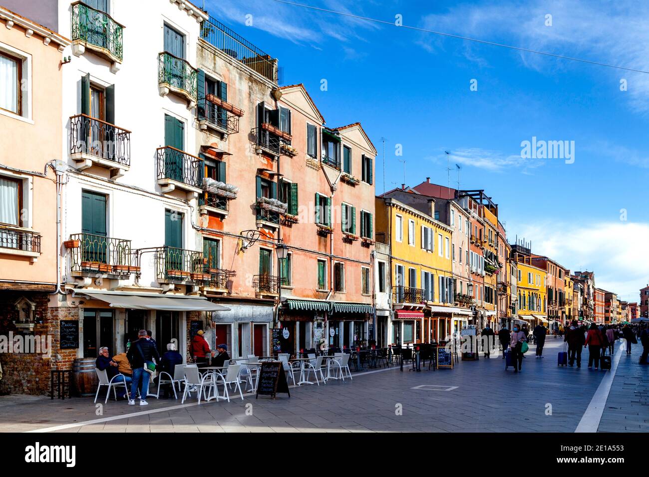 A Typical Street In The Castello District Of Venice, Italy. Stock Photo