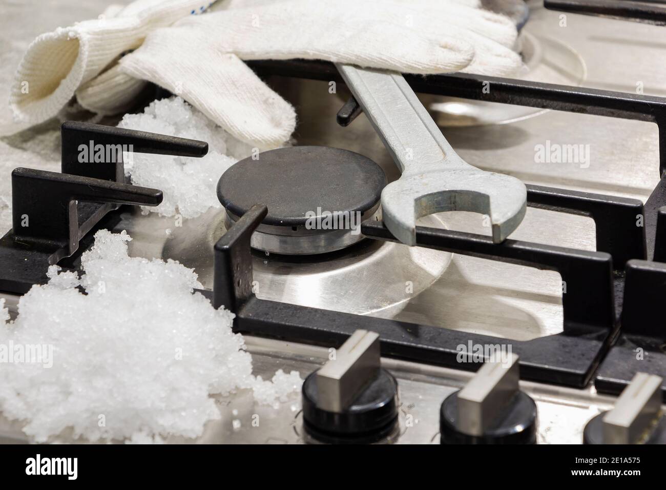 gas stove repair, gas shutoff, gas supply problems Stock Photo Alamy