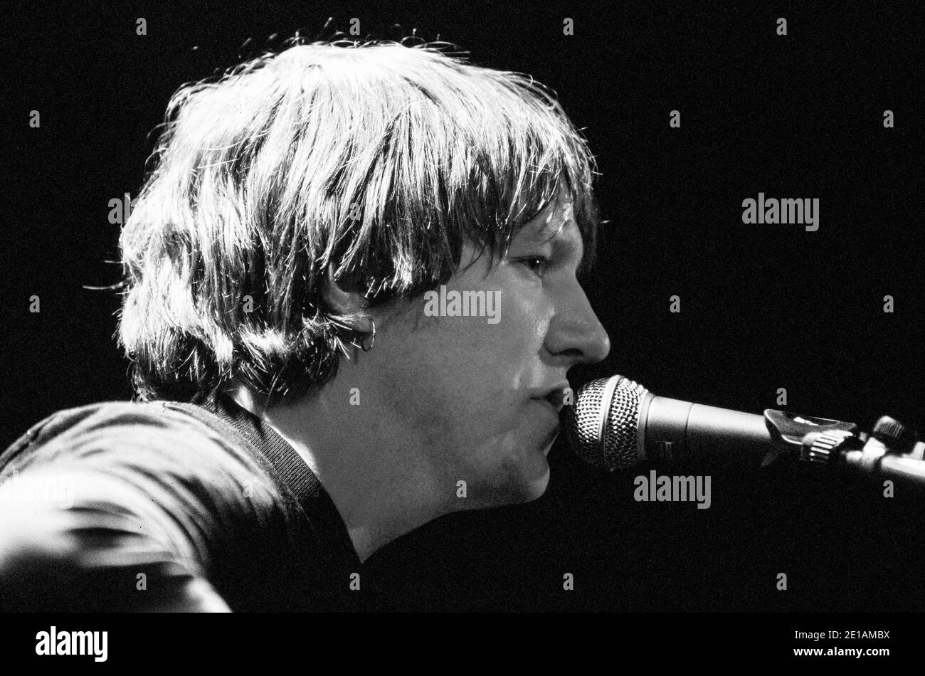 Elliott Smith performing at ULU University of London Union, 30th March