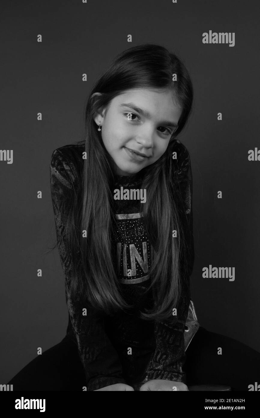 black and white portrait little girl Stock Photo - Alamy