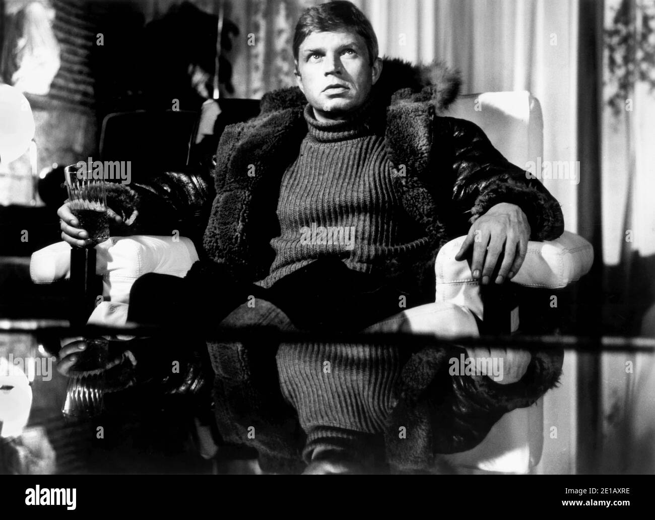 Hardy Kruger, Seated Publicity Portrait for the Soviet/Italian Film, 'The Red Tent', Russian: Krasnaya palatka, Italian: La tenda rossa, Vides Cinematografica, 1969 USA Release via Paramount Pictures, 1971 Stock Photo