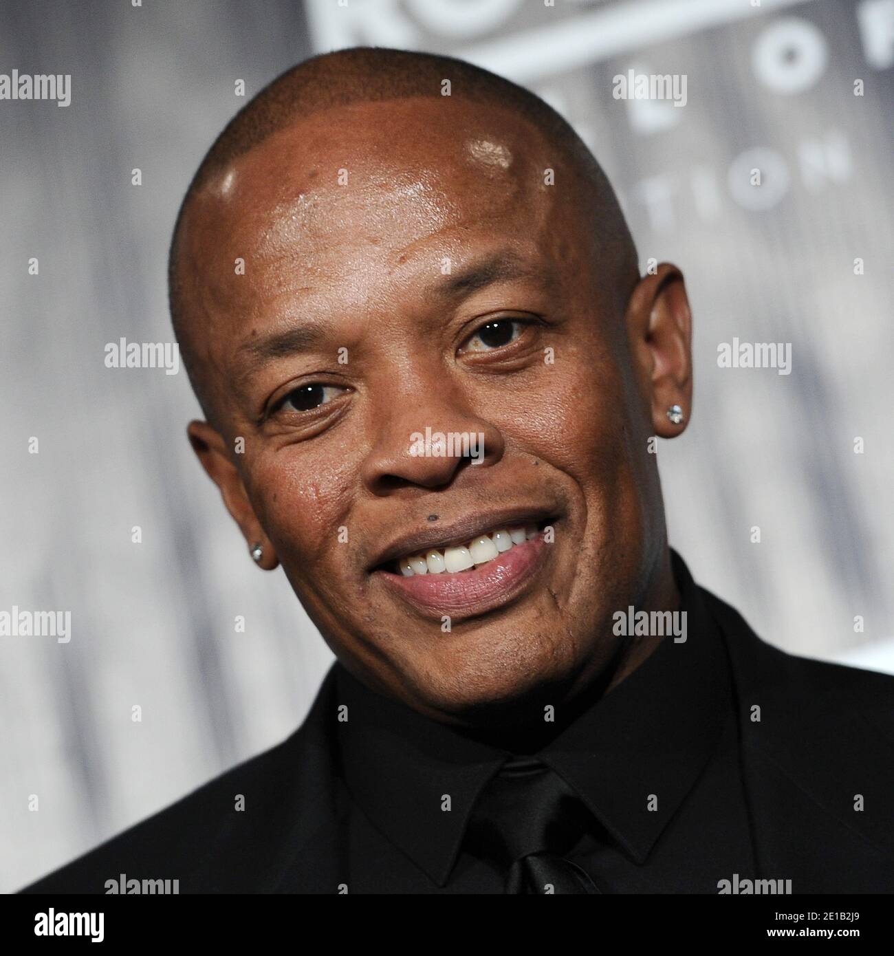N w a dr dre hi-res stock photography and images - Alamy N w a dr dre hi-res stock photography and images - Alamy
