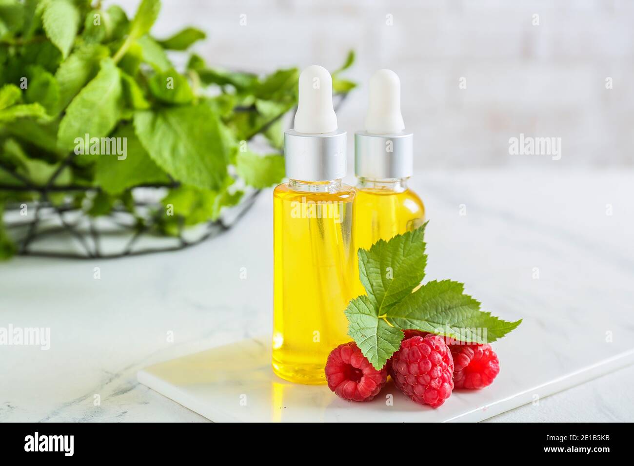Nz Raspberry Essential Oil Essential oil of raspberries hi-res stock photography and images - Alamy