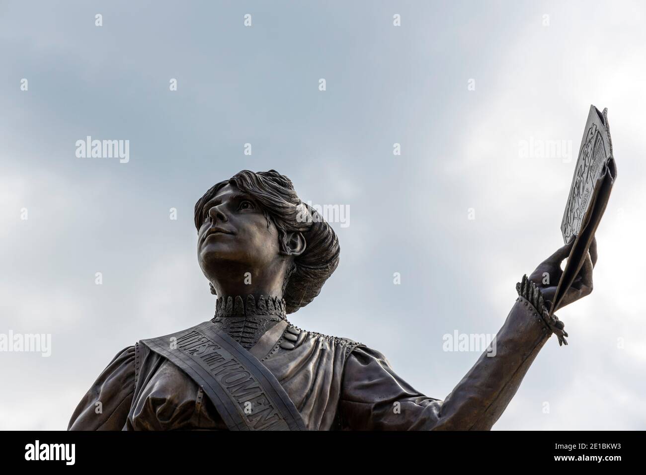 Womens social and political union history hi-res stock photography and ...