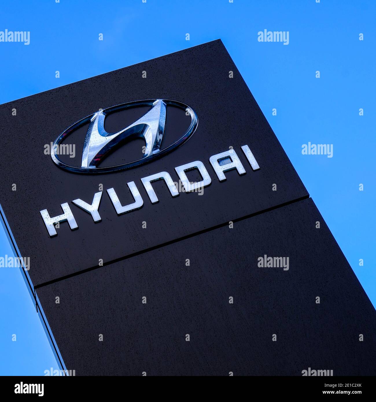Hyundai logo hires stock photography and images Alamy