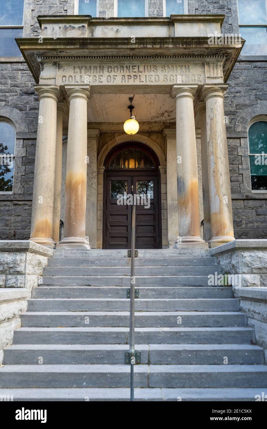 Stone steps lead to the entrance to the Lyman C. Smith College of Applied Science on the Syracuse University campus in Upstate New York. Stock Photo