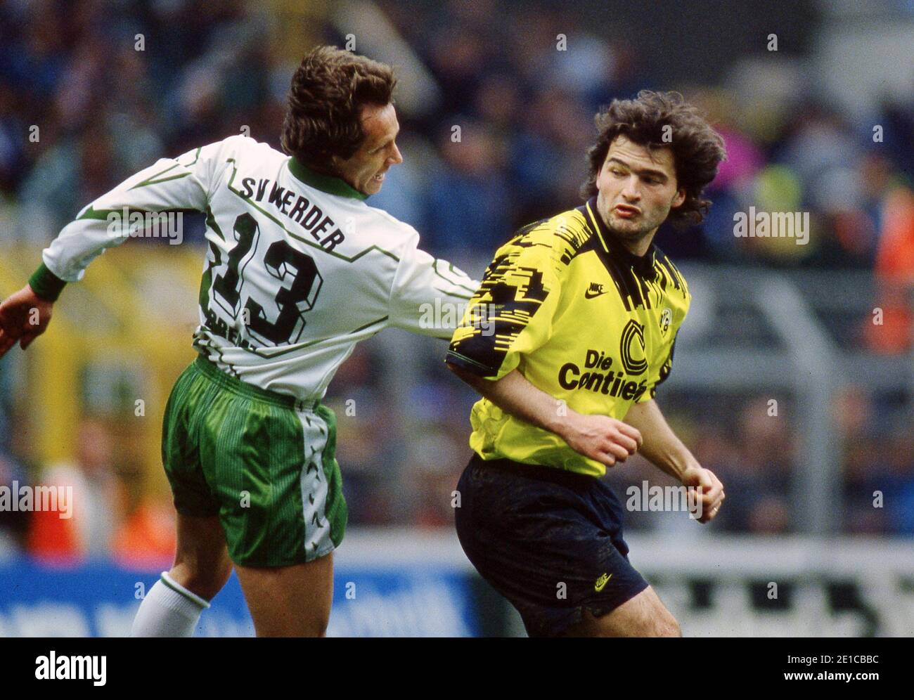 Dortmund, Deutschland. 06th Jan, 2021. firo: 04/02/1994 1993/94 season  football, soccer ball: archive