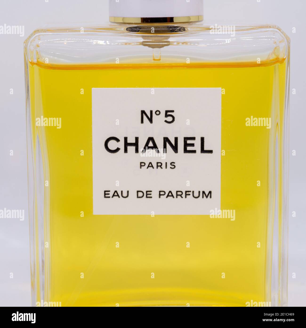 Chanel No 5 perfume bottle Stock Photo - Alamy