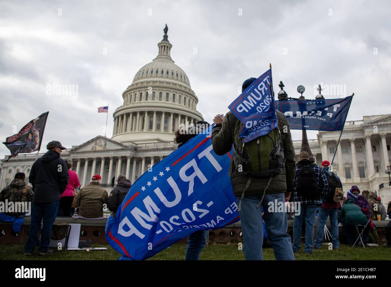 Washington, USA, 06 January 2021. Supporters of President Donald J. Trump descend upon Capitol Hill to protest the certification of the electoral college's vote. Credit: Val Pucci/Alamy Live News Stock Photo