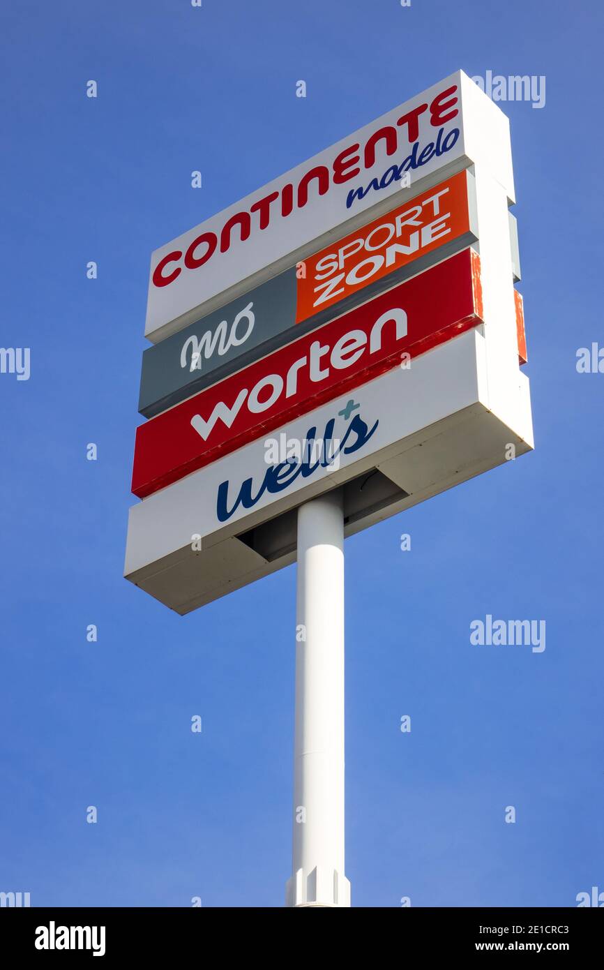 Retail box hi-res stock photography and images - Alamy