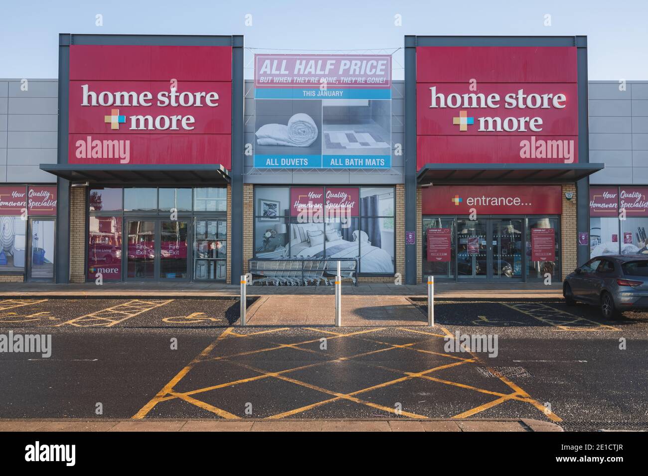Home store and more hi-res stock photography and images - Alamy