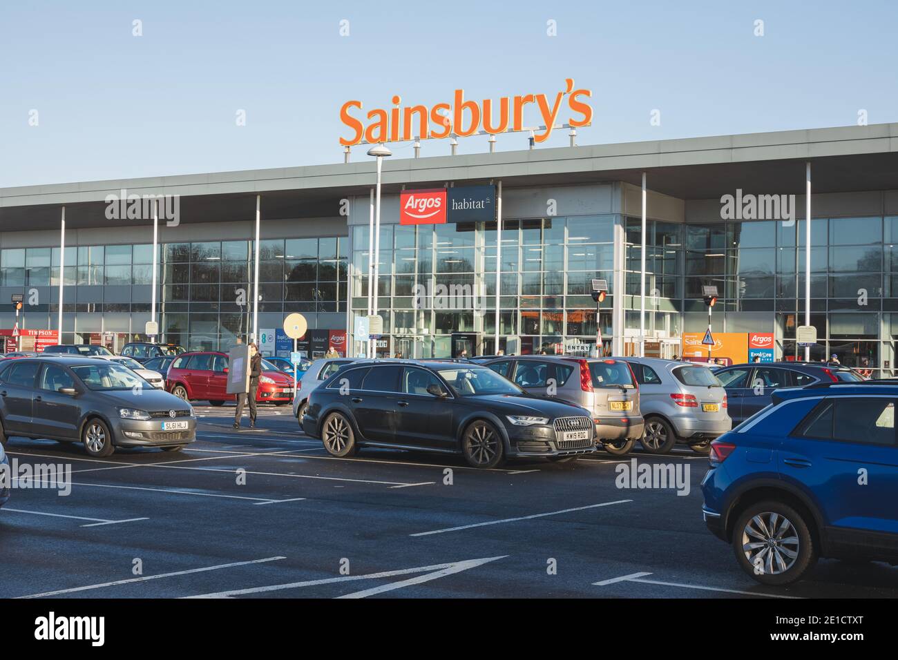 Craigleith shopping park hires stock photography and images Alamy