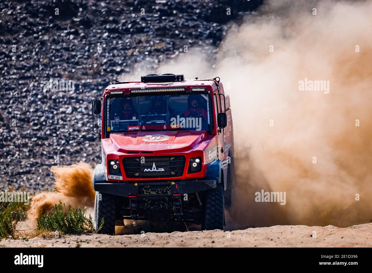 502 Viazovich Siarhei (blr), Haranin Pavel (blr), Zaparoshchanka Anton (blr), Maz, Maz-Sportauto, Camion, Truck, action during the 4th stage of the Dakar 2021 between Wadi Al Dawasir and Riyadh, in Saudi Arabia on January 6, 2021 - Photo Frederic Le Floc&#039;h / DPPI / LM Stock Photo