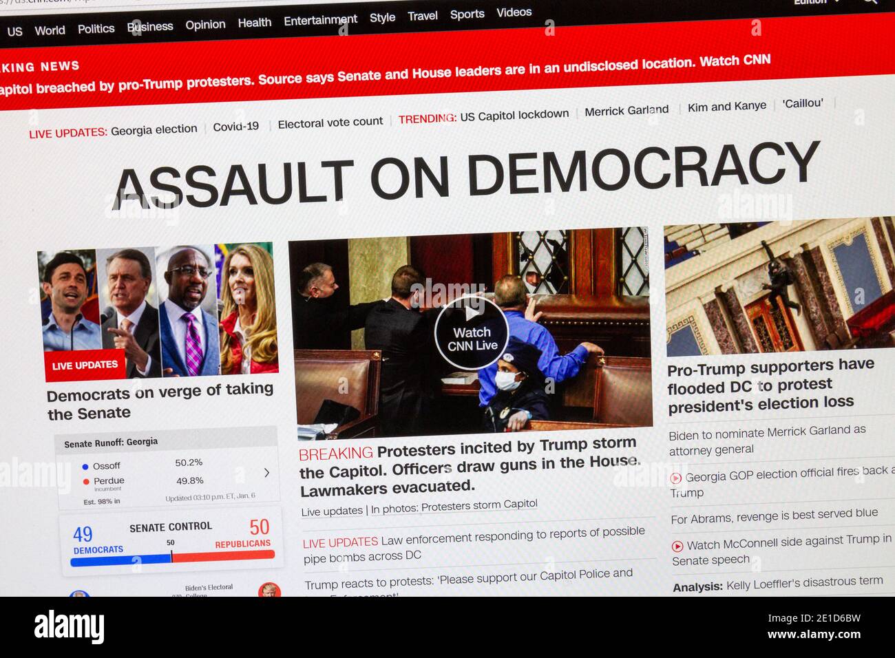 'Assault on Democracy': Screenshot of CNN website as Trump protestors invade the US Capitol, 6th January 2021. Stock Photo
